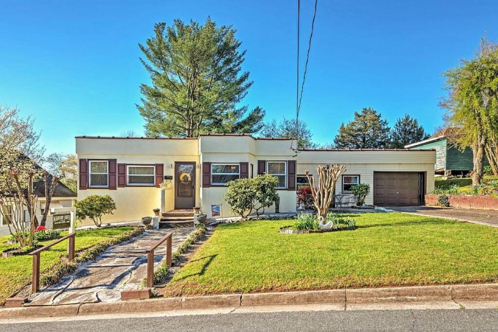Mayberry Haven Mount Airy Exterior photo