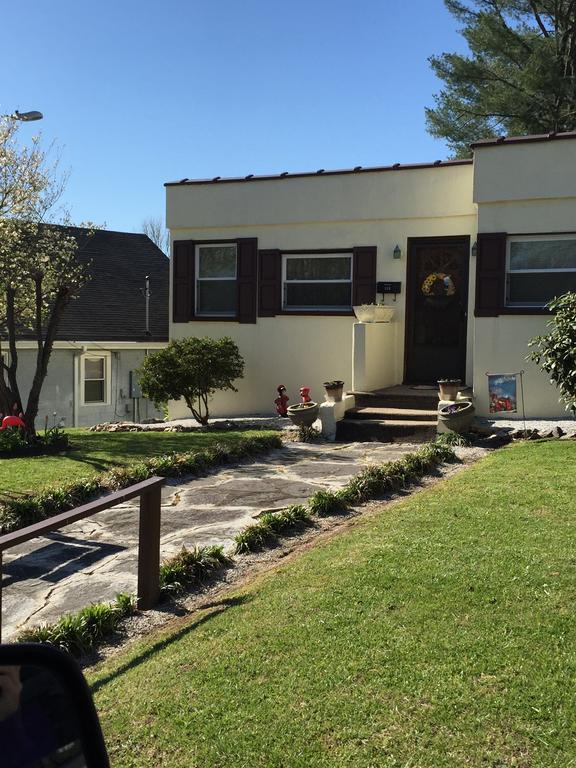 Mayberry Haven Mount Airy Exterior photo